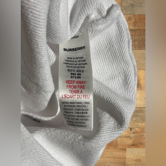 EUC Burberry Pullover Sweatshirt Size 12 months - Picture 16 of 16